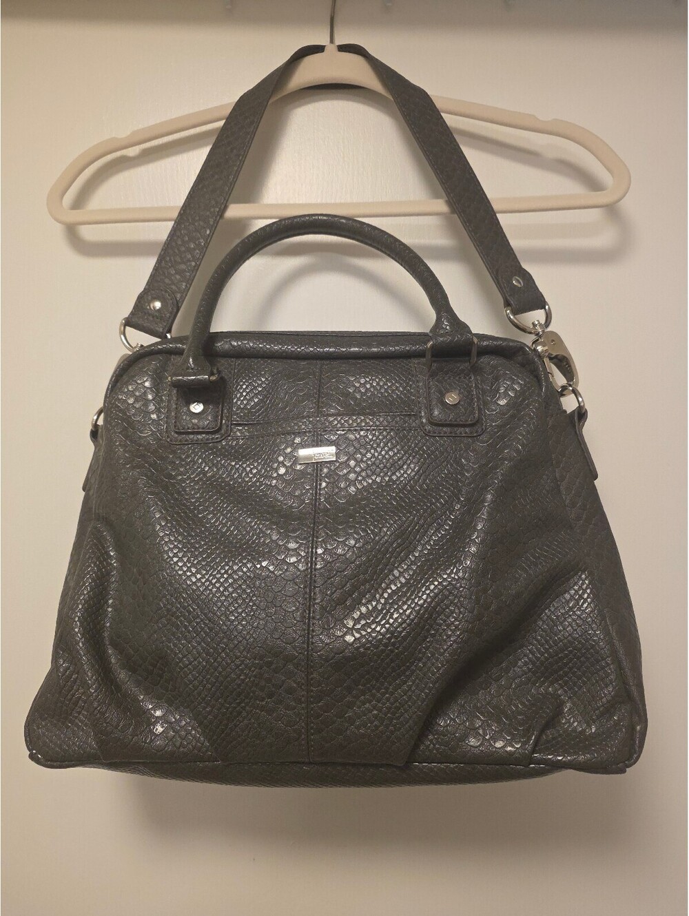 Jewell black shoulder bag purse